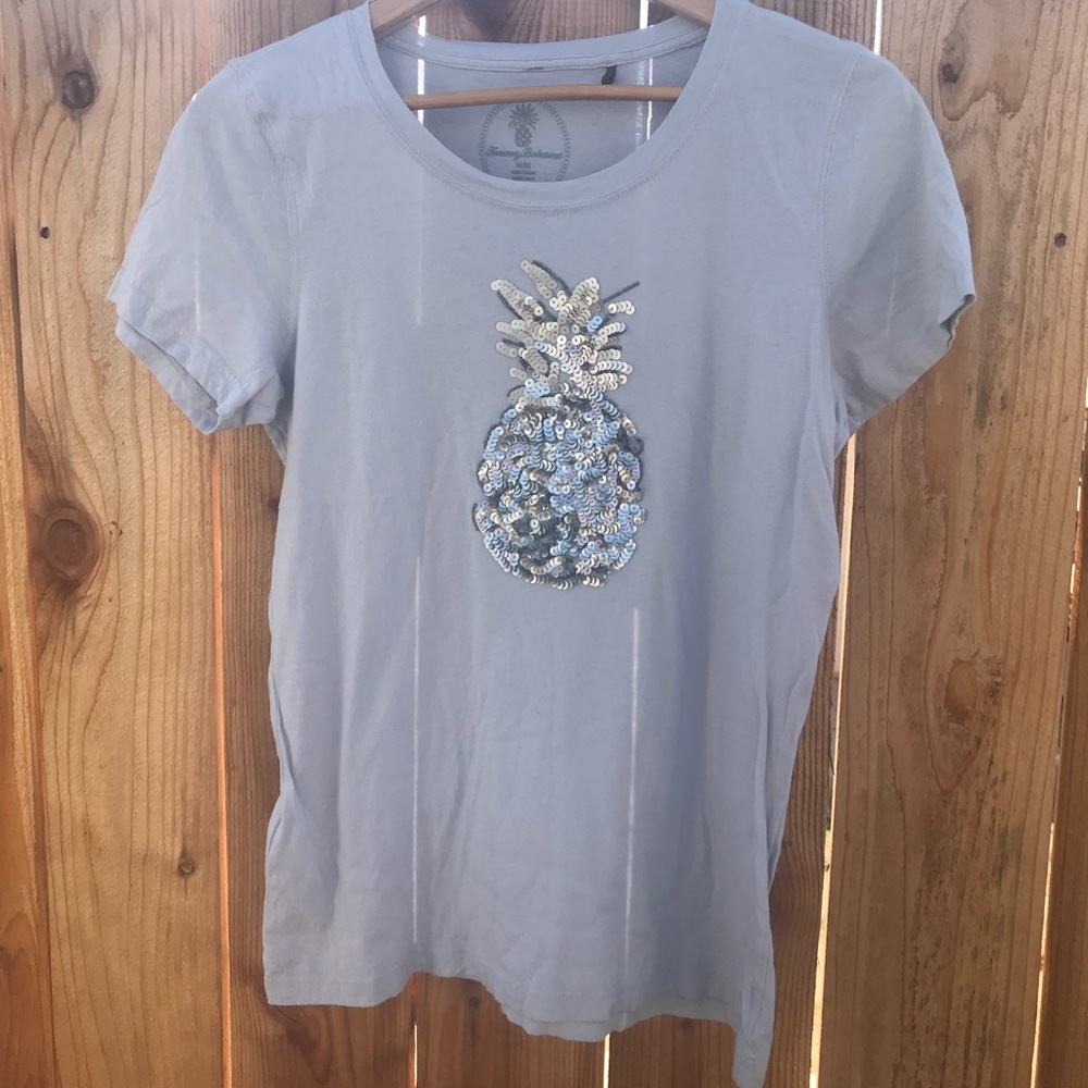 Tommy Bahama Pineapple tshirts ❤️